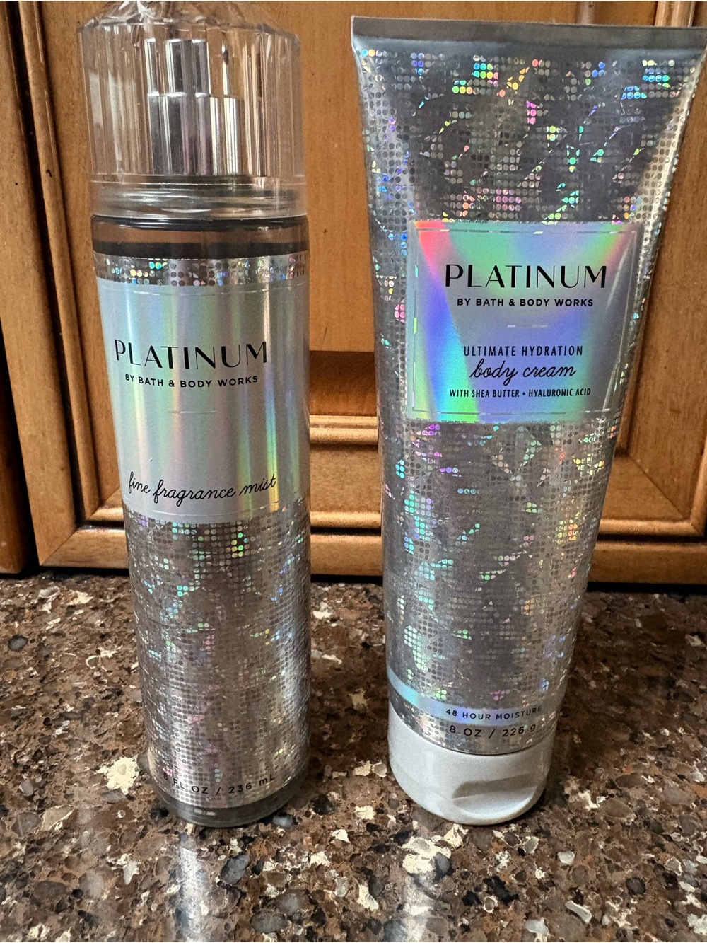 Bath & Body Works Platinum Holographic Fragrance Mist & Body Cream - Silver - Picture 2 of 5